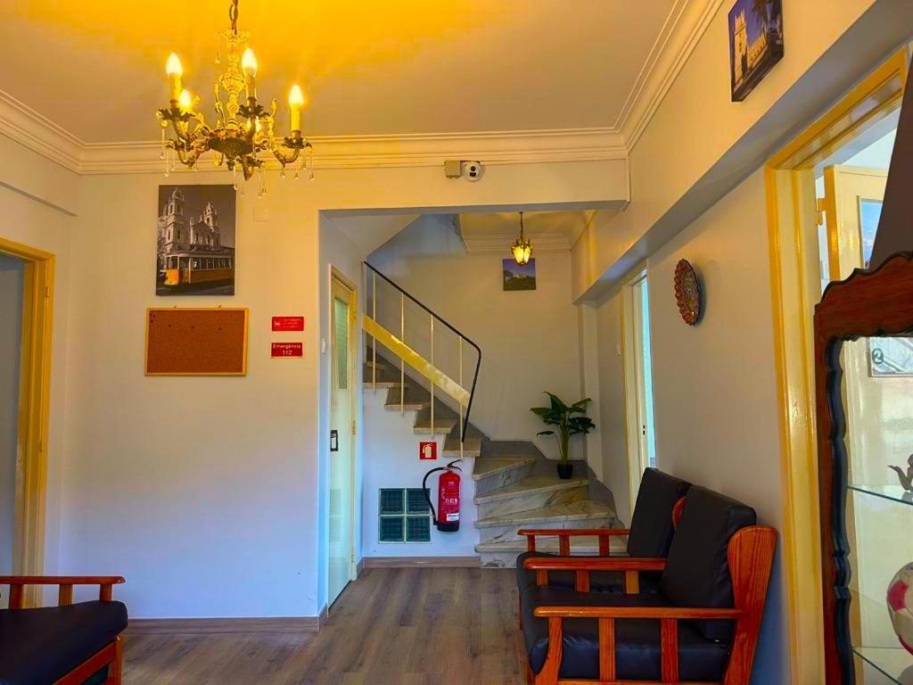 Lisabonna Guest House Амадора Екстериор снимка