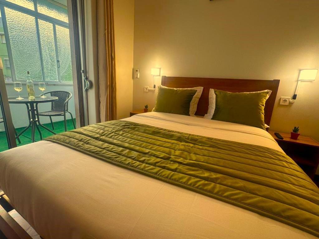 Lisabonna Guest House Амадора Екстериор снимка