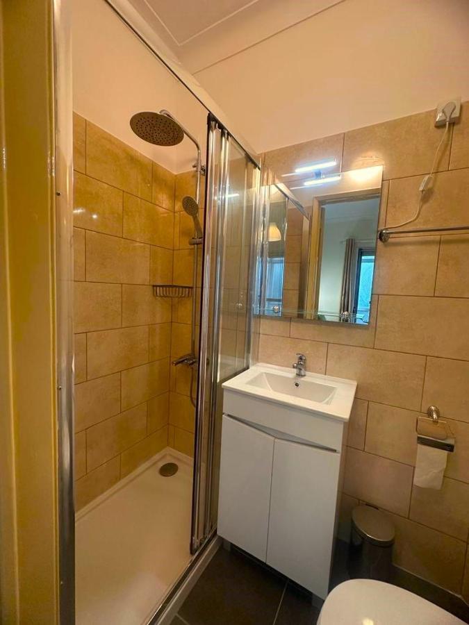Lisabonna Guest House Амадора Екстериор снимка