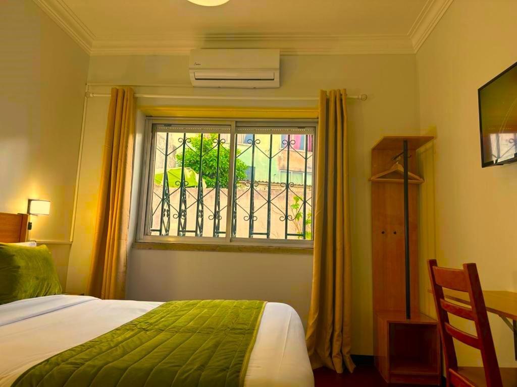 Lisabonna Guest House Амадора Екстериор снимка