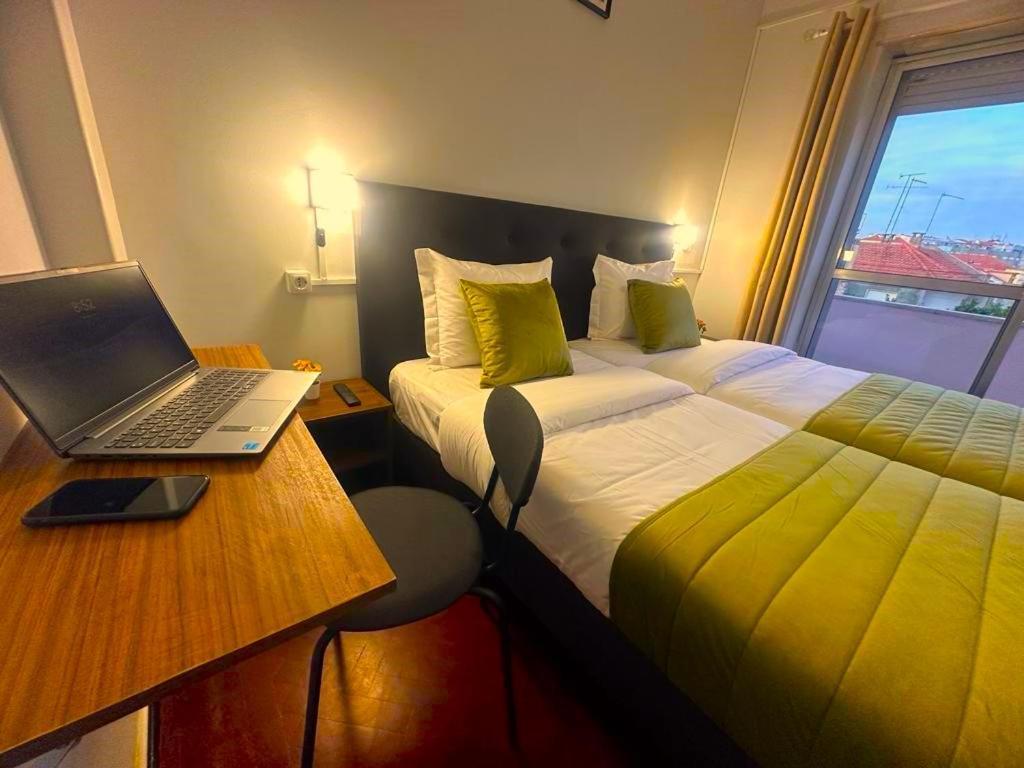 Lisabonna Guest House Амадора Екстериор снимка