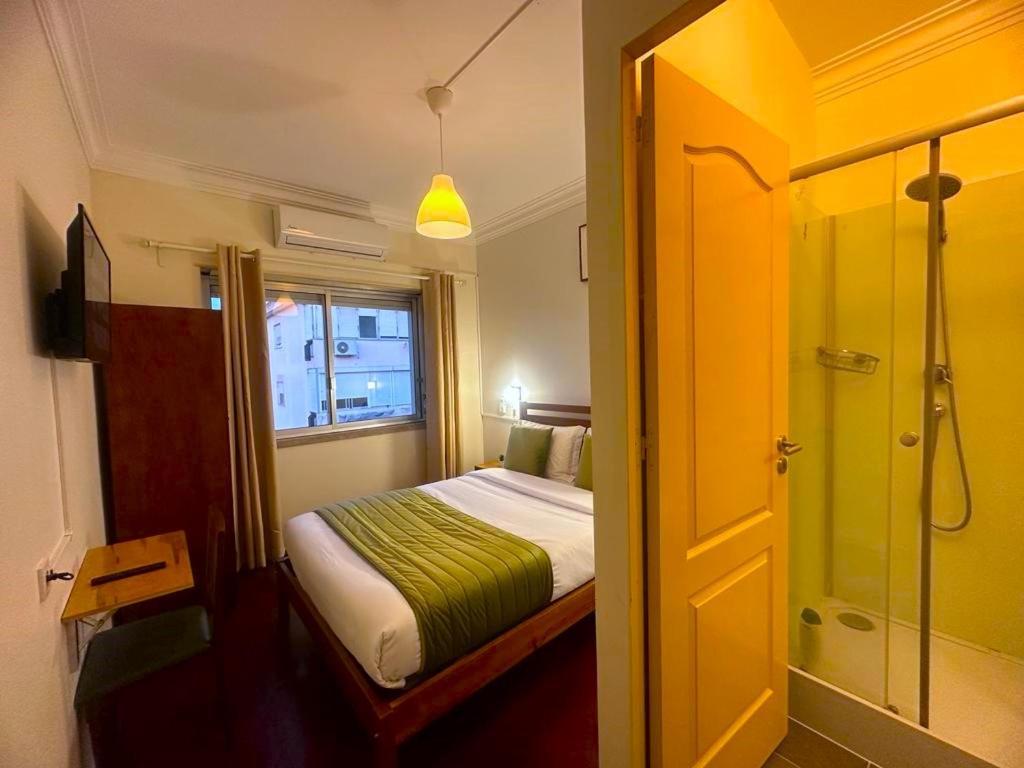 Lisabonna Guest House Амадора Екстериор снимка