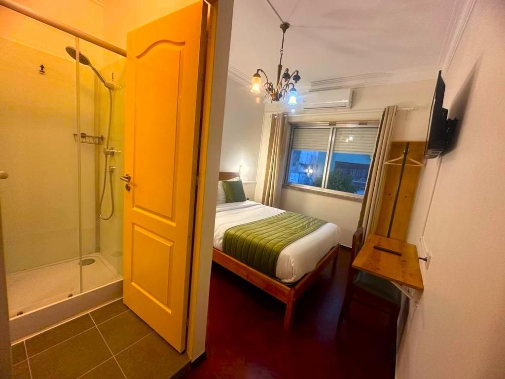 Lisabonna Guest House Амадора Екстериор снимка